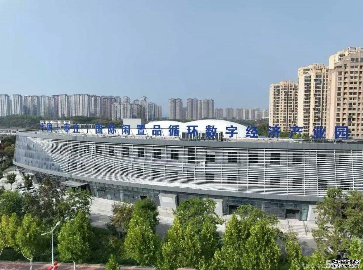 公摊仅16%整层可分割万达旁口